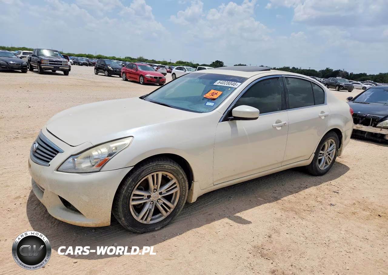 2015 Infiniti Q40 Base