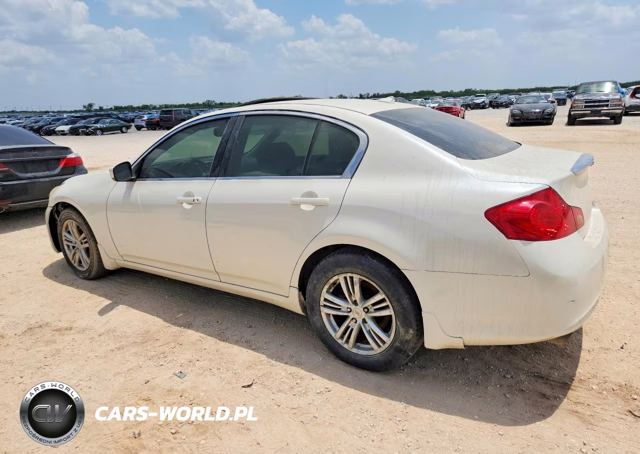 2015 Infiniti Q40 Base VIN:JN1CV6AR2FM650824 - 2