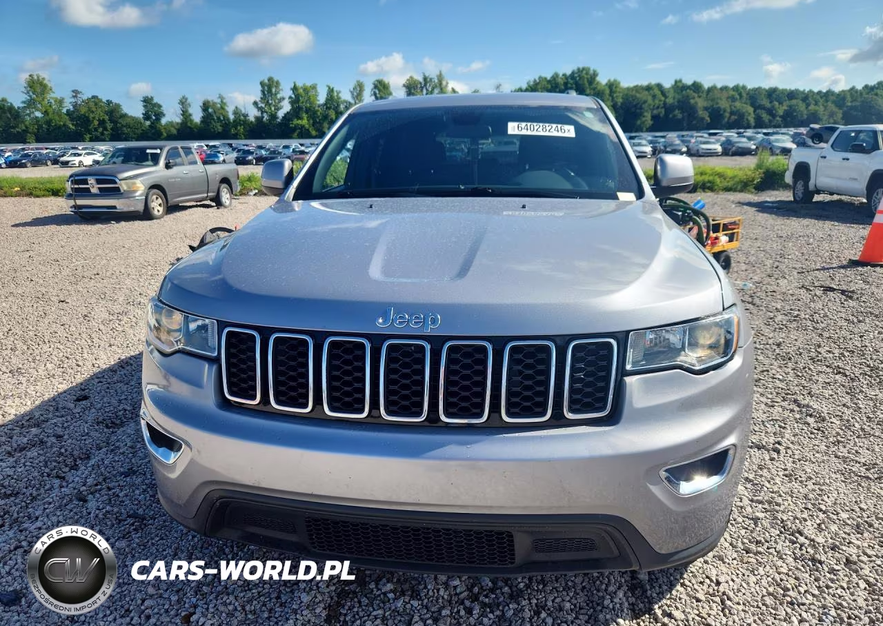 2021 Jeep Grand Cherokee Laredo VIN:1C4RJEAGXMC784639 - 5
