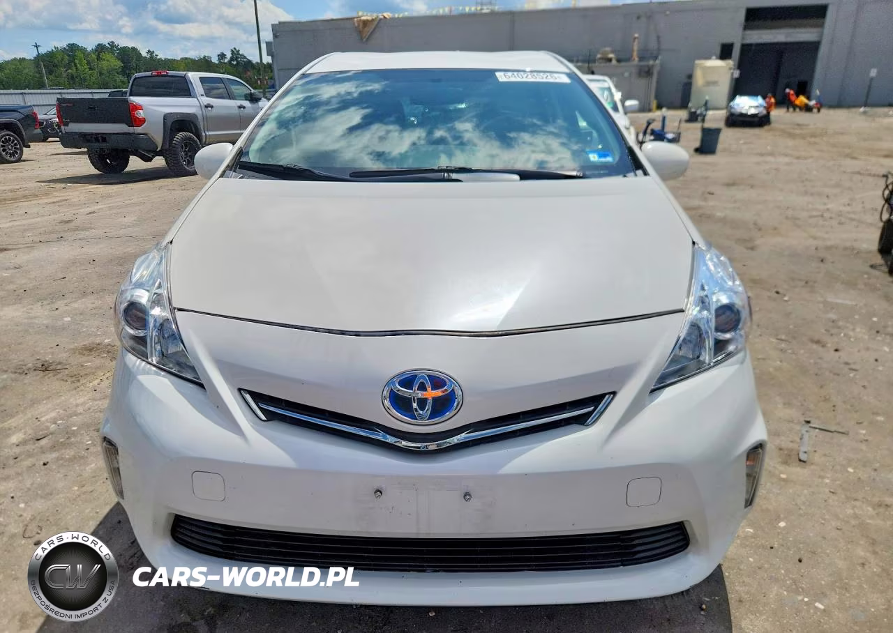 2012 Toyota Prius V Three VIN:JTDZN3EU4C3061196 - 5