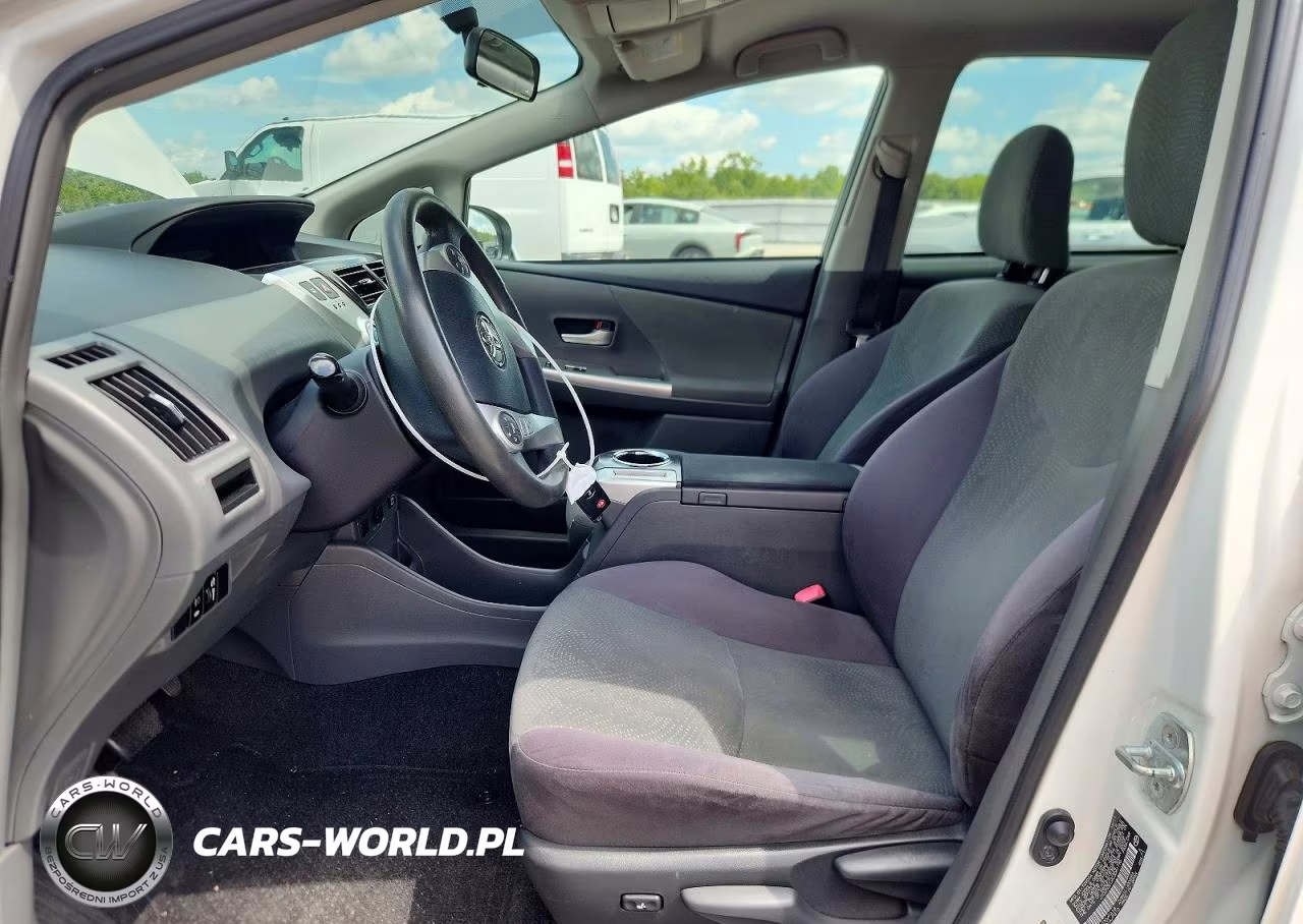 2012 Toyota Prius V Three VIN:JTDZN3EU4C3061196 - 7