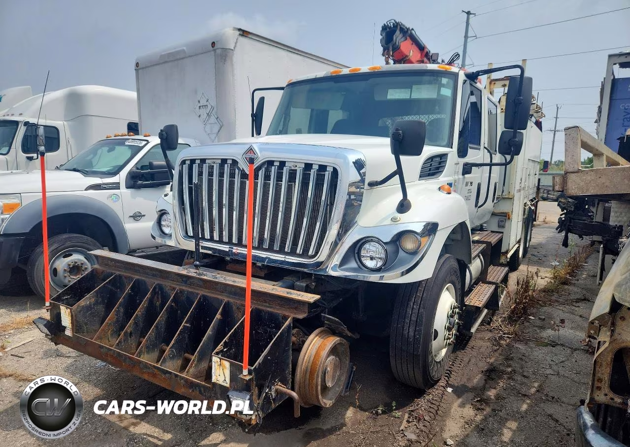 2015 International 7400 Railroad Service Truck