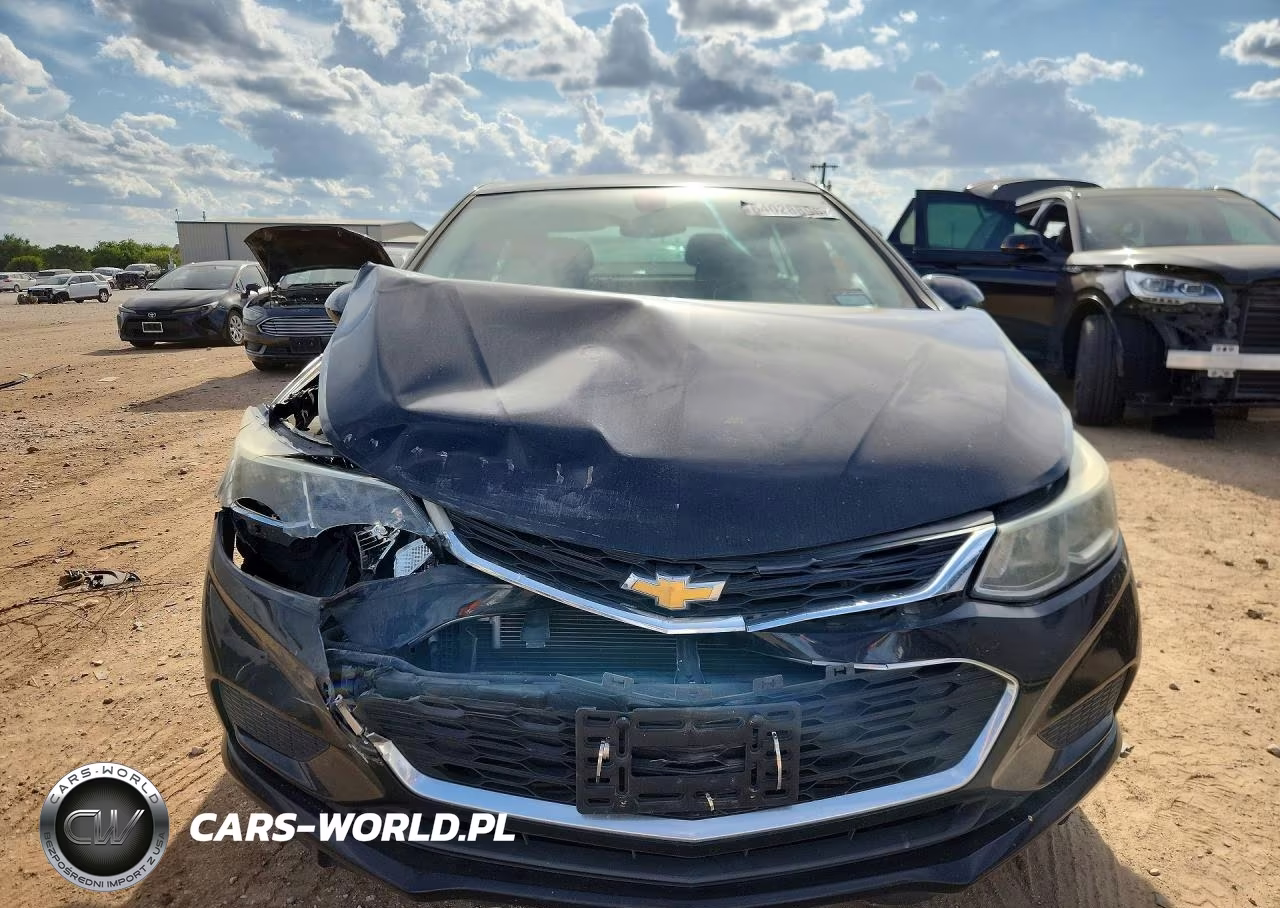 2017 Chevrolet Cruze Ls VIN:1G1BC5SM3H7140049 - 5