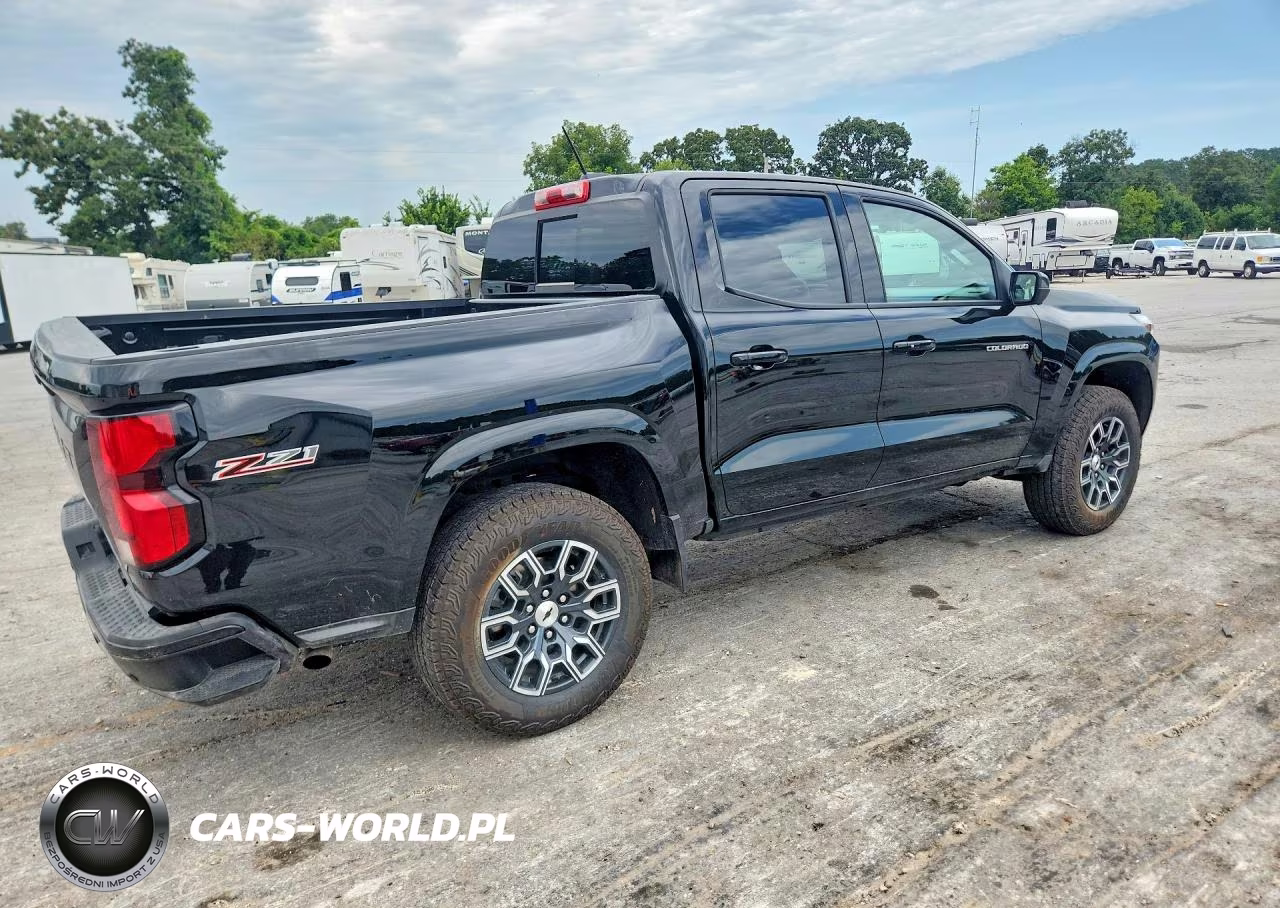 2025 Chevrolet Colorado Z71 VIN:1GCPTDEK8S1125025 - 3