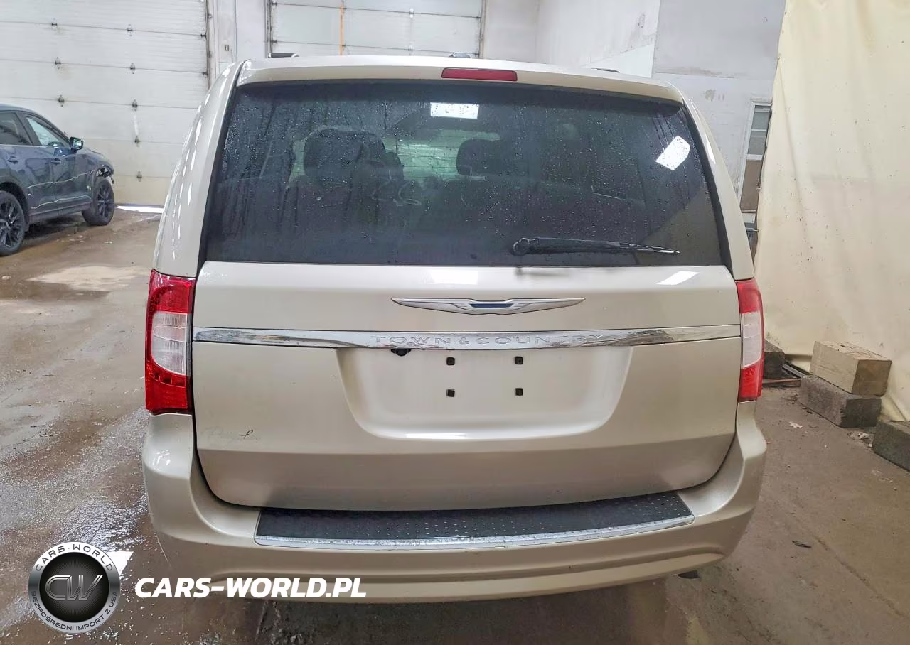 2013 Chrysler Town & Country Touring VIN:2C4RC1BG8DR677193 - 6