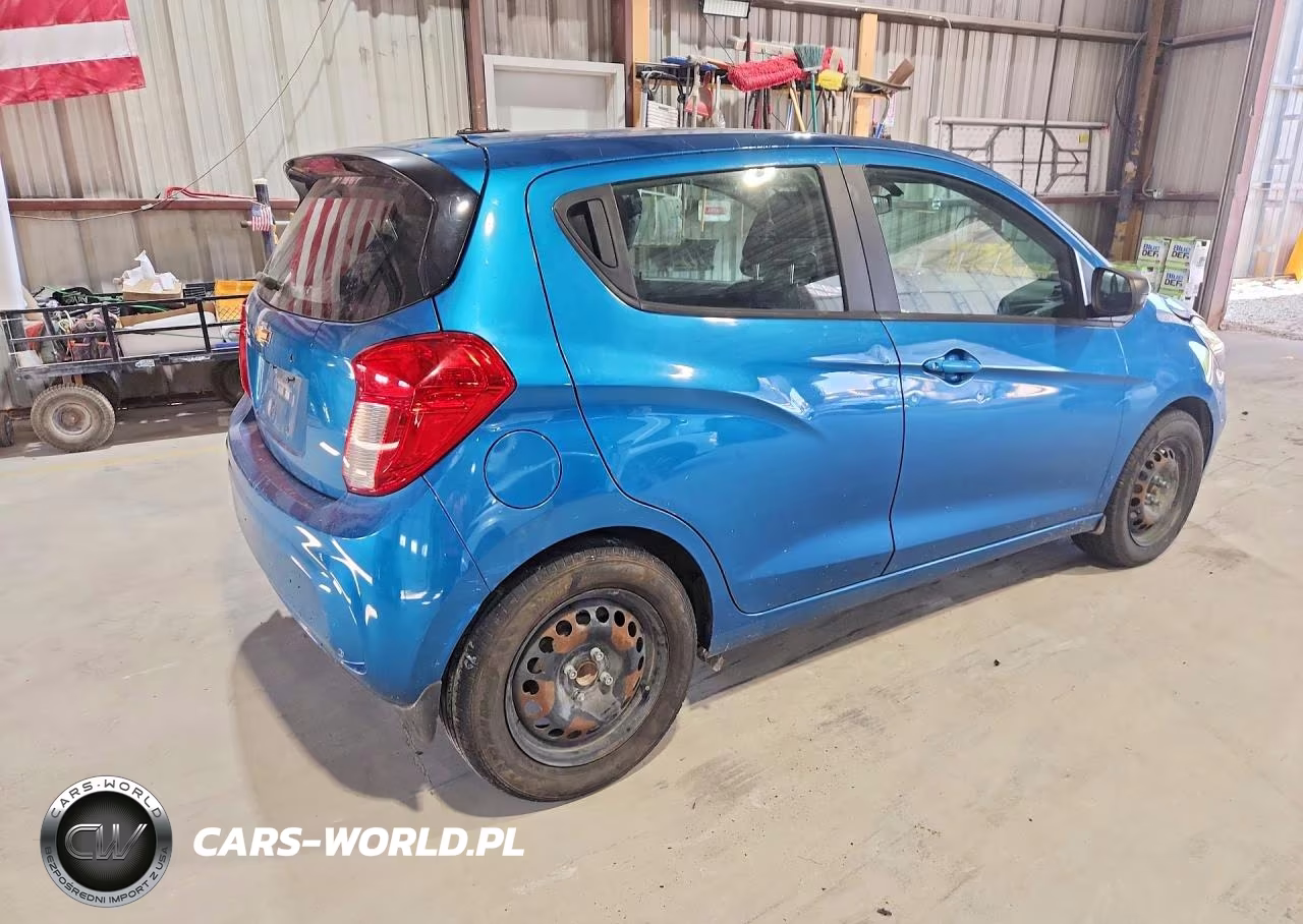 2019 Chevrolet Spark Ls VIN:KL8CB6SAXKC739435 - 3