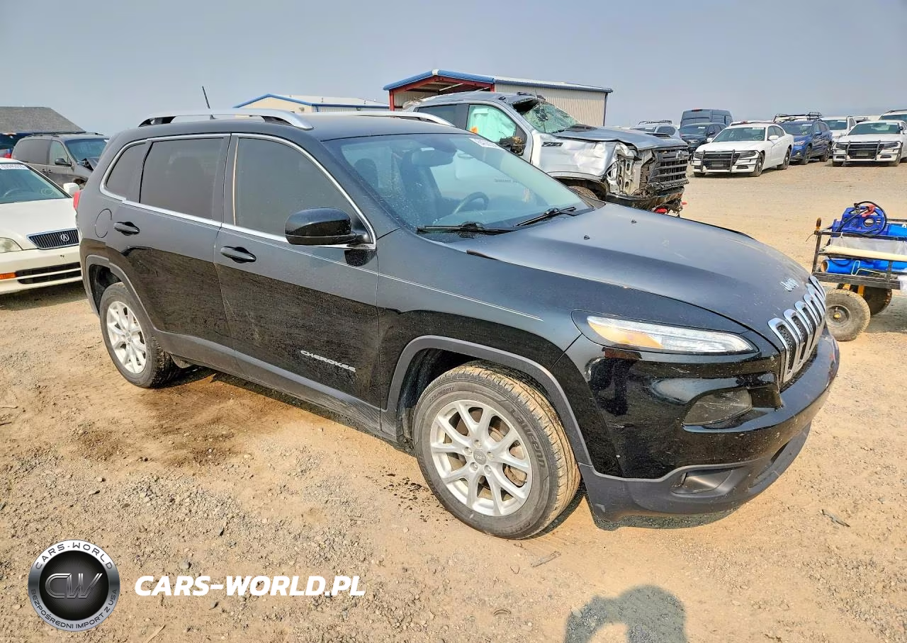 2018 Jeep Cherokee Latitude VIN:1C4PJLCB0JD510269 - 4