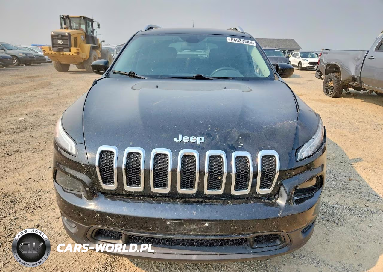 2018 Jeep Cherokee Latitude VIN:1C4PJLCB0JD510269 - 5