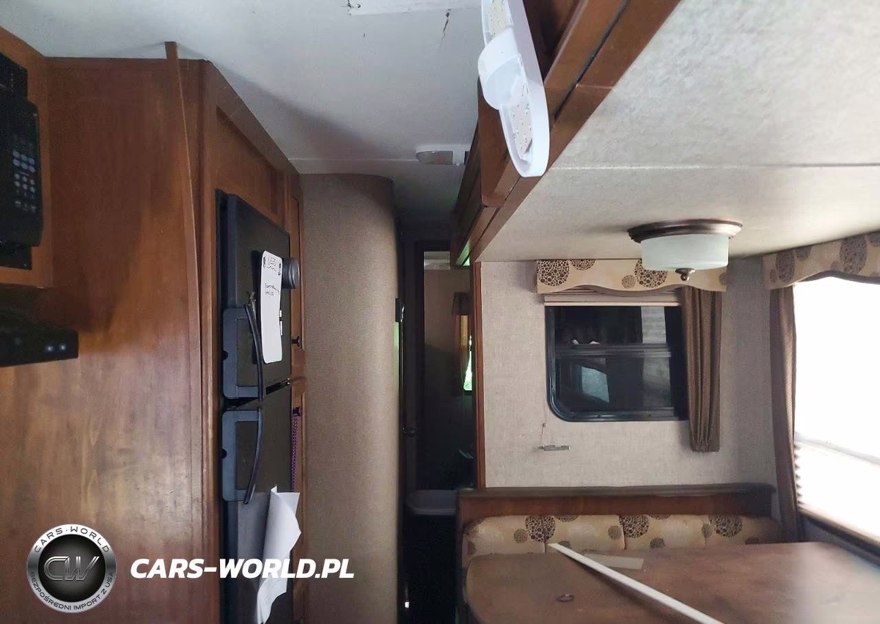 2015 Keystone Sprinter Camper VIN:4YDT31B24F1533221 - 6