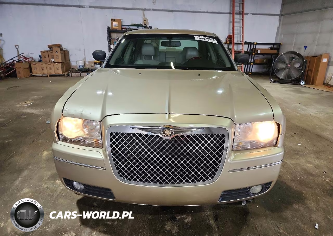 2007 Chrysler 300 Touring VIN:2C3KA53G77H612685 - 5