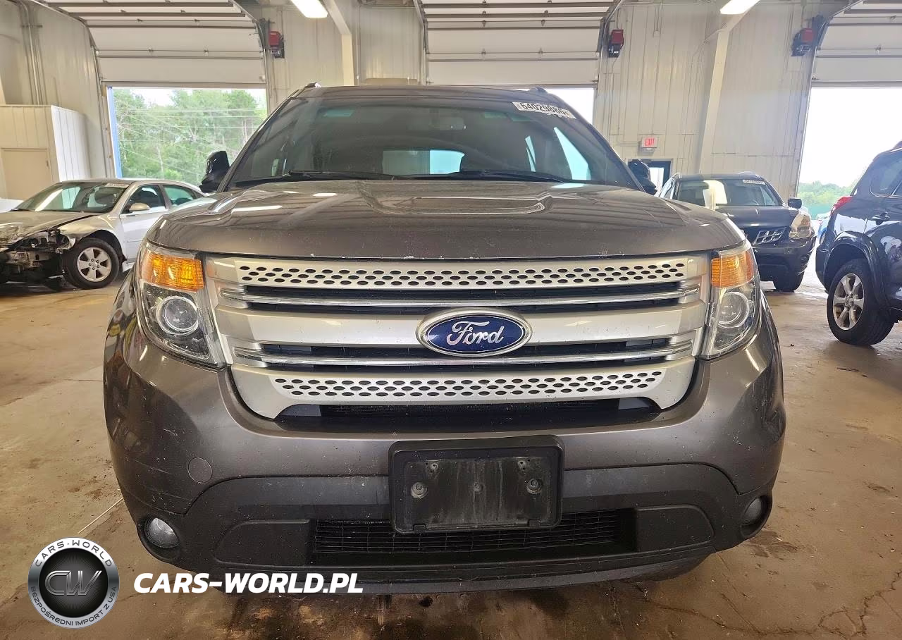 2014 Ford Explorer Xlt VIN:1FM5K8D83EGA43837 - 5