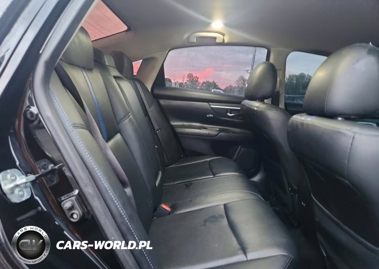 2018 Nissan Altima 2.5 Sr VIN:1N4AL3AP1JC149323 - 10