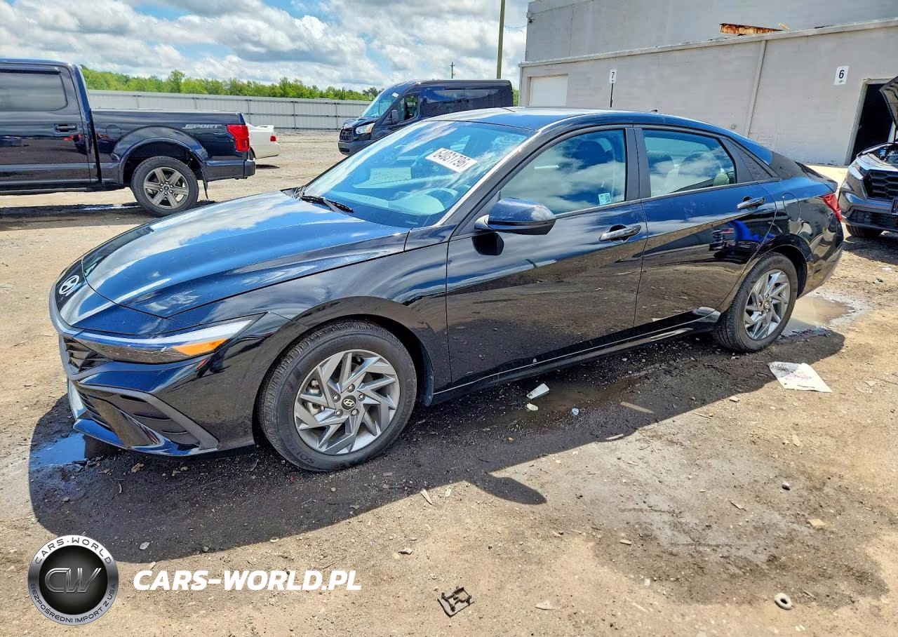 2024 Hyundai Elantra Sel – zdjęcie 1 z 12
