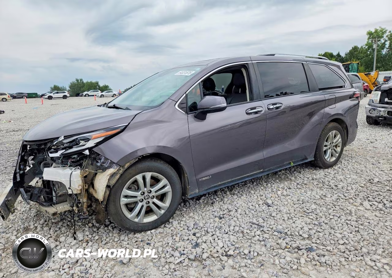 2021 Toyota Sienna Platinum 7-Passenger
