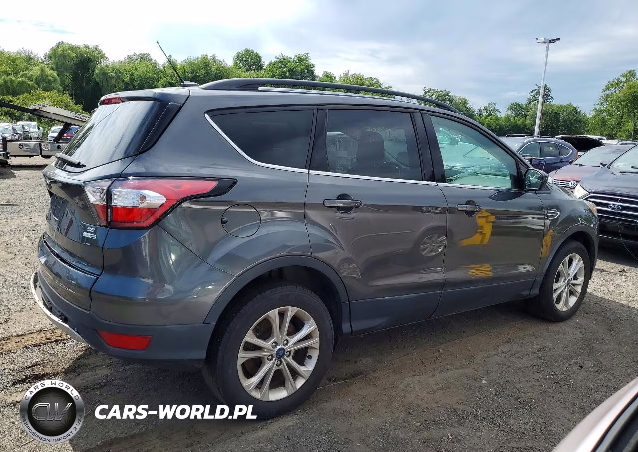 2018 Ford Escape Se VIN:1FMCU9GD9JUB92099 - 3