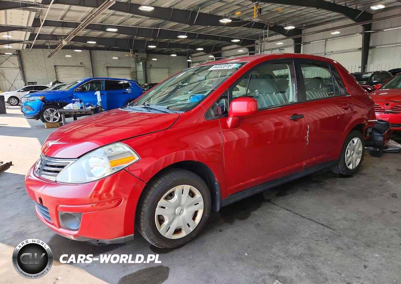 2010 Nissan Versa 1.8 S