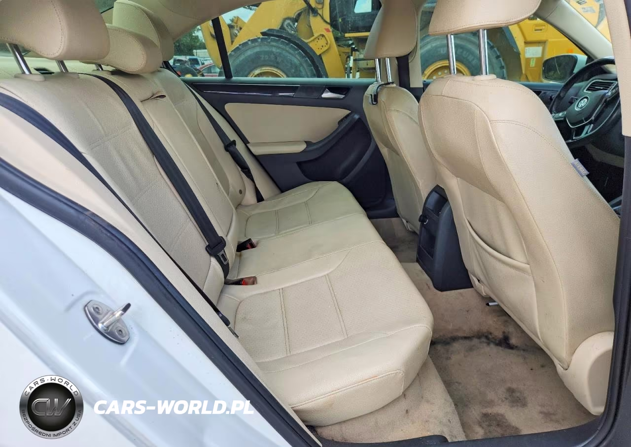 2016 Volkswagen Jetta Sel VIN:3VWL07AJ8GM329515 - 10