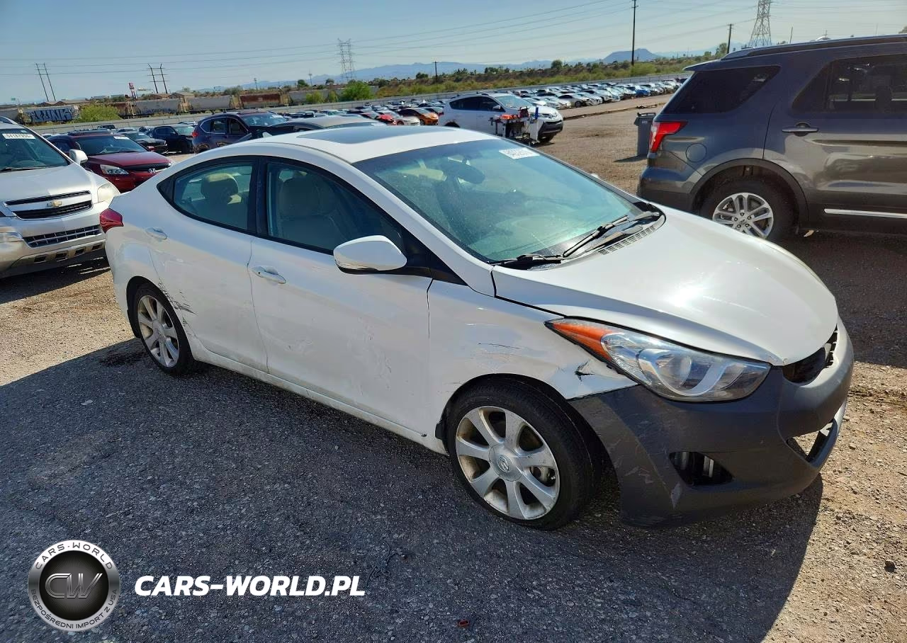 2013 Hyundai Elantra Limited VIN:5NPDH4AEXDH432115 - 4