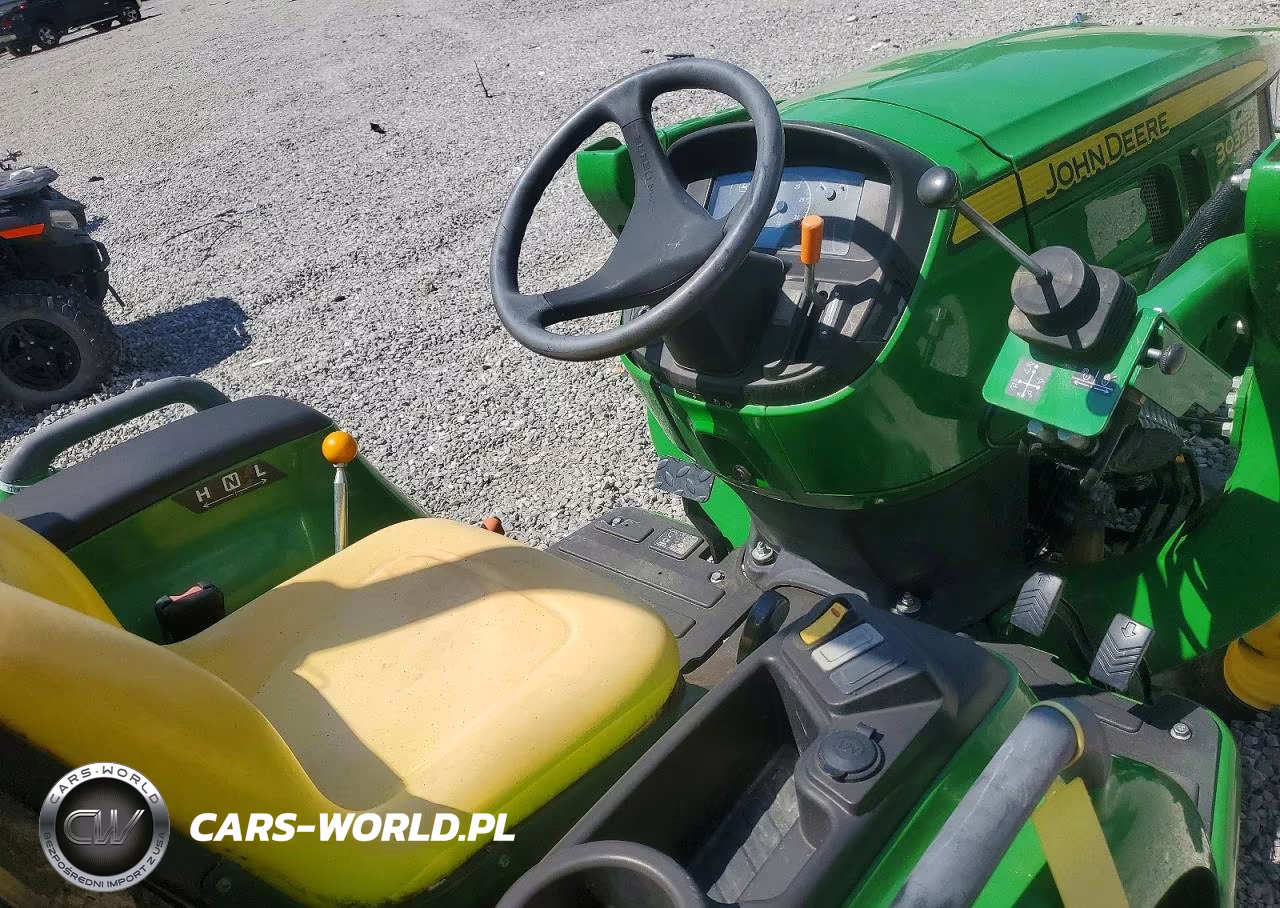 2018 John Deere 300E Tractor VIN:1LV3032EHJJ124130 - 6