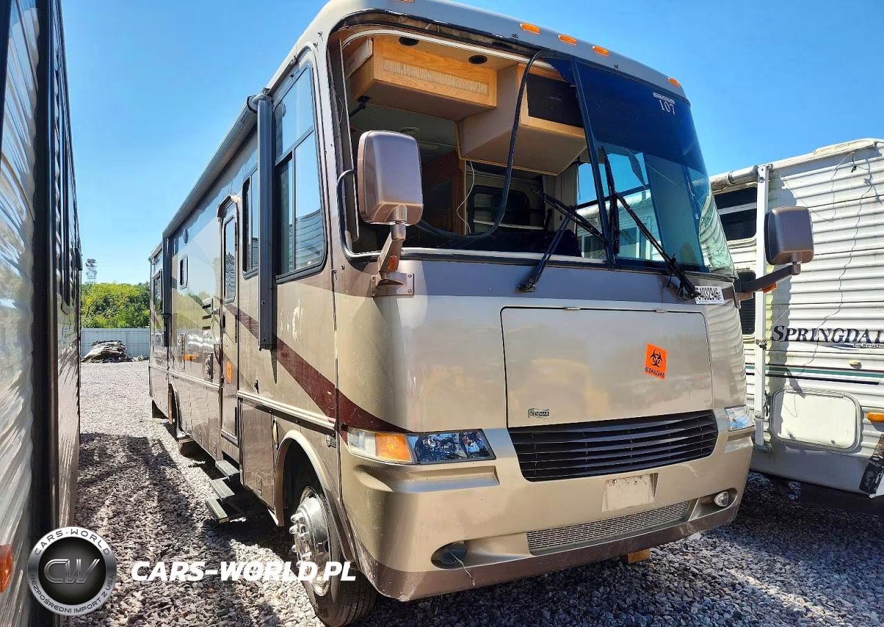 2003 Workhorse Custom Chassis Motorhome Chassis W22