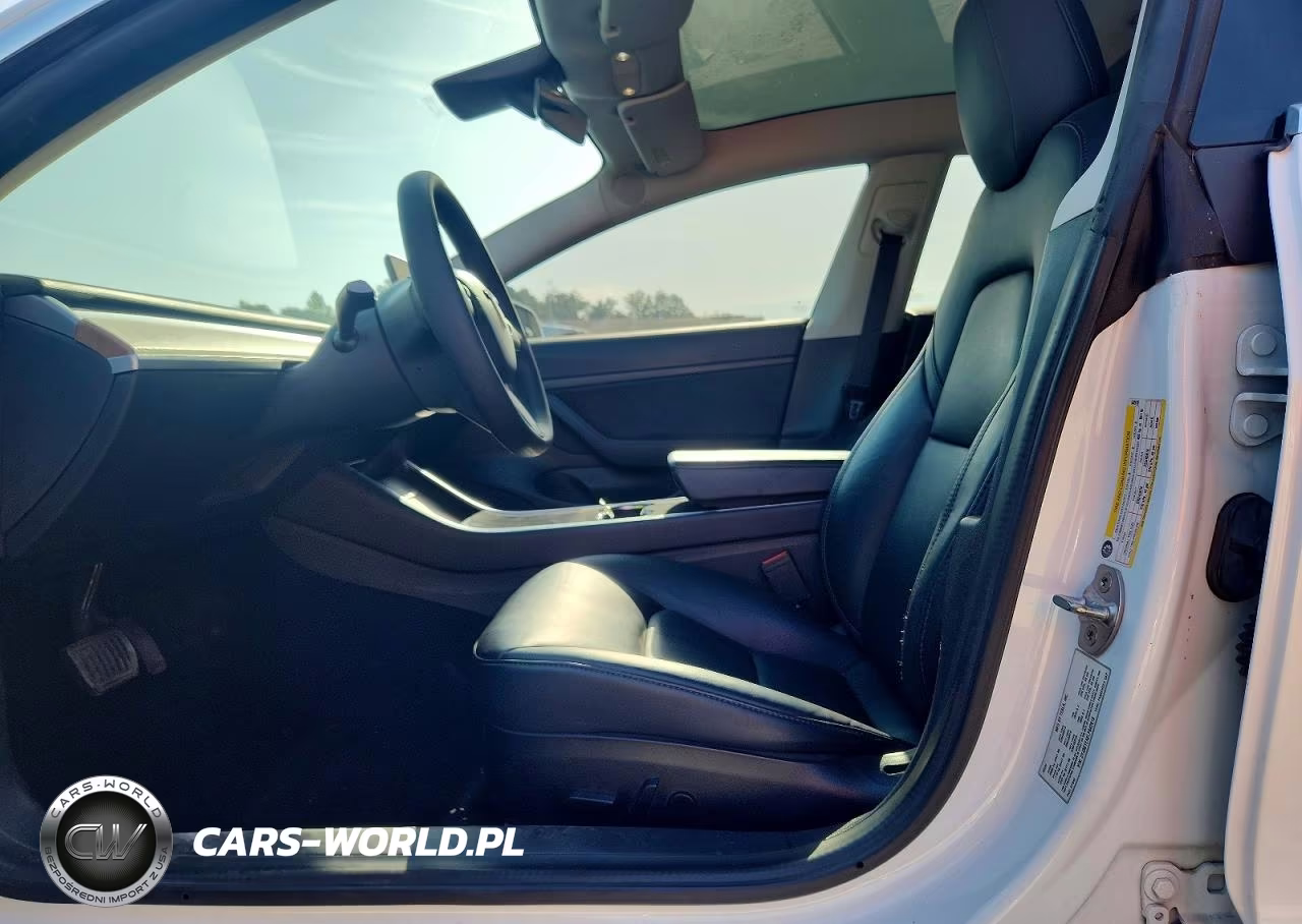 2020 Tesla Model 3 VIN:5YJ3E1EA2LF642618 - 7