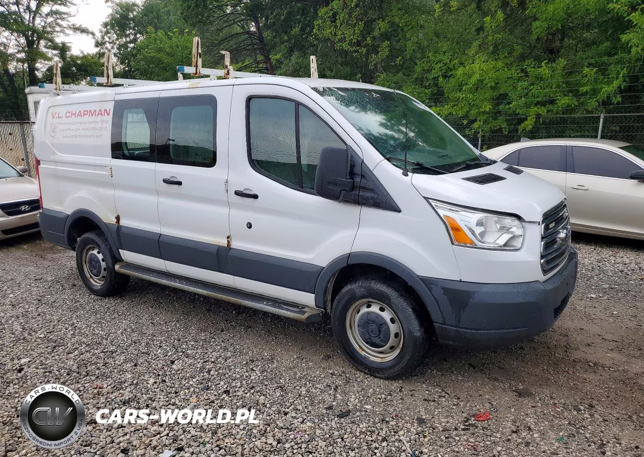 2015 Ford Transit 250 Delivery Van VIN:1FTNR1ZMXFKA77611 - 4