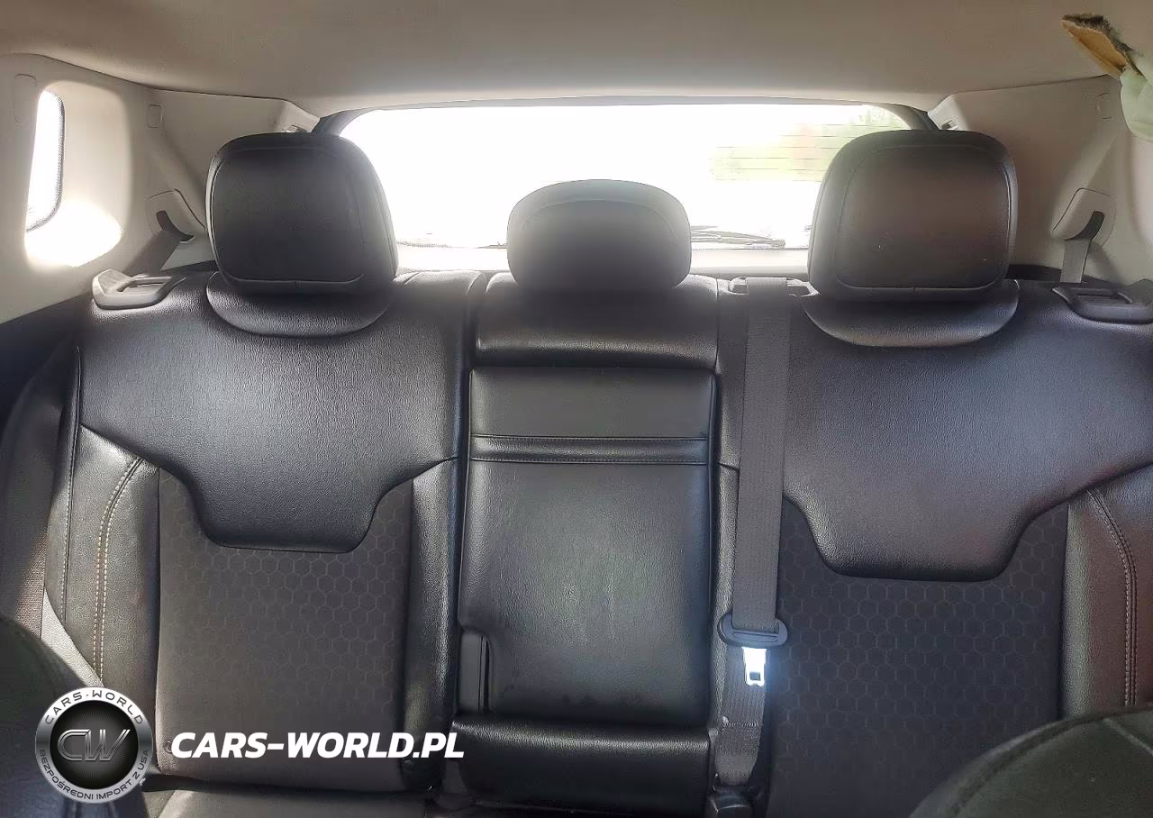2020 Jeep Compass Latitude VIN:3C4NJCBB5LT121536 - 10