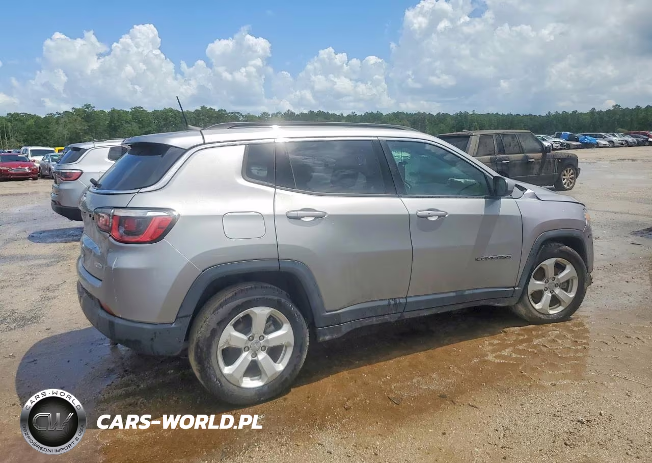 2020 Jeep Compass Latitude VIN:3C4NJCBB5LT121536 - 3