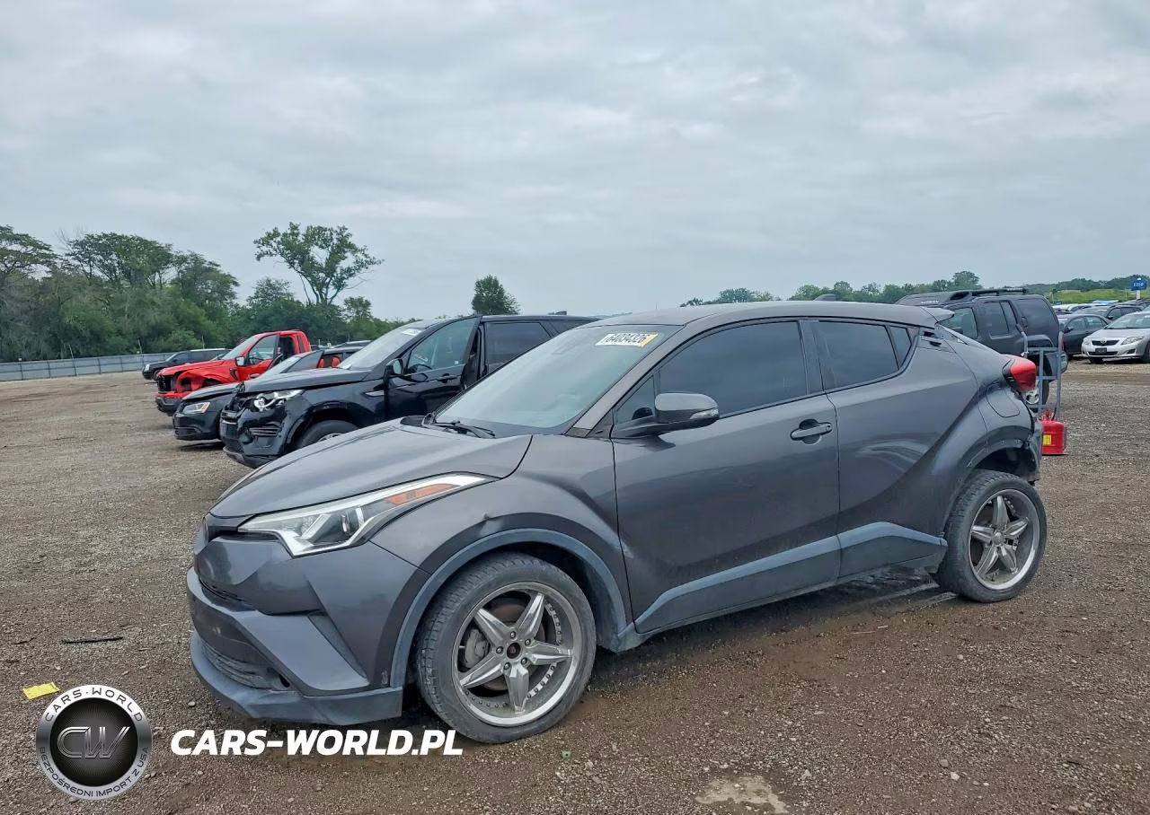 2019 Toyota C-Hr Le – zdjęcie 1 z 13
