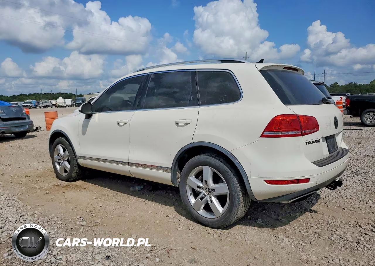 2011 Volkswagen Touareg V6 VIN:WVGFF9BP4BD005832 - 2
