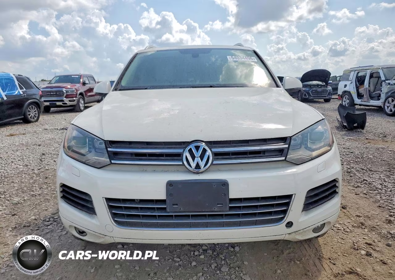 2011 Volkswagen Touareg V6 VIN:WVGFF9BP4BD005832 - 5