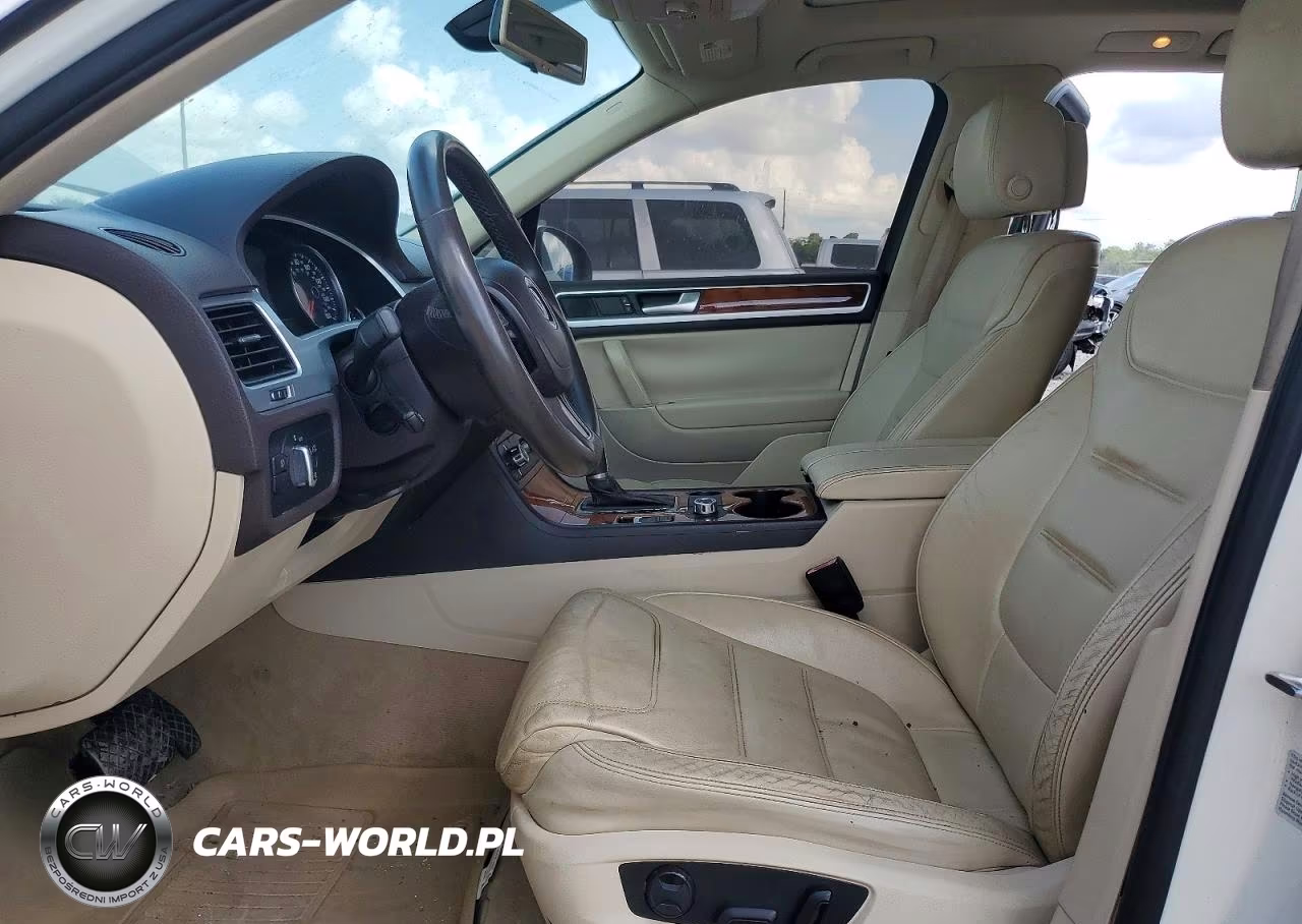 2011 Volkswagen Touareg V6 VIN:WVGFF9BP4BD005832 - 7