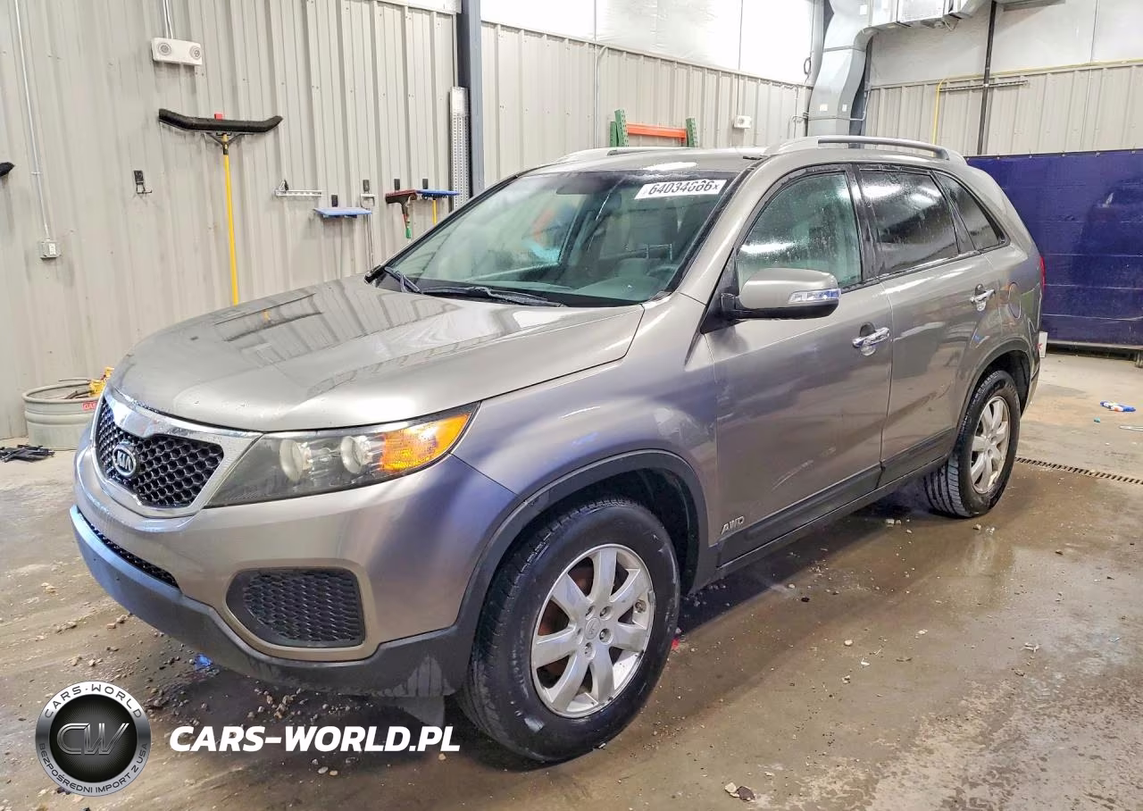 2011 Kia Sorento Lx VIN:5XYKTDA21BG116988 - 1