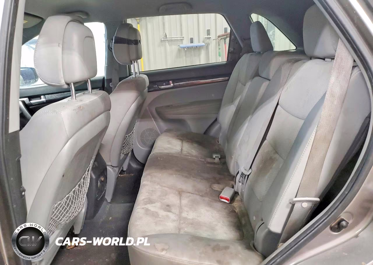 2011 Kia Sorento Lx VIN:5XYKTDA21BG116988 - 11