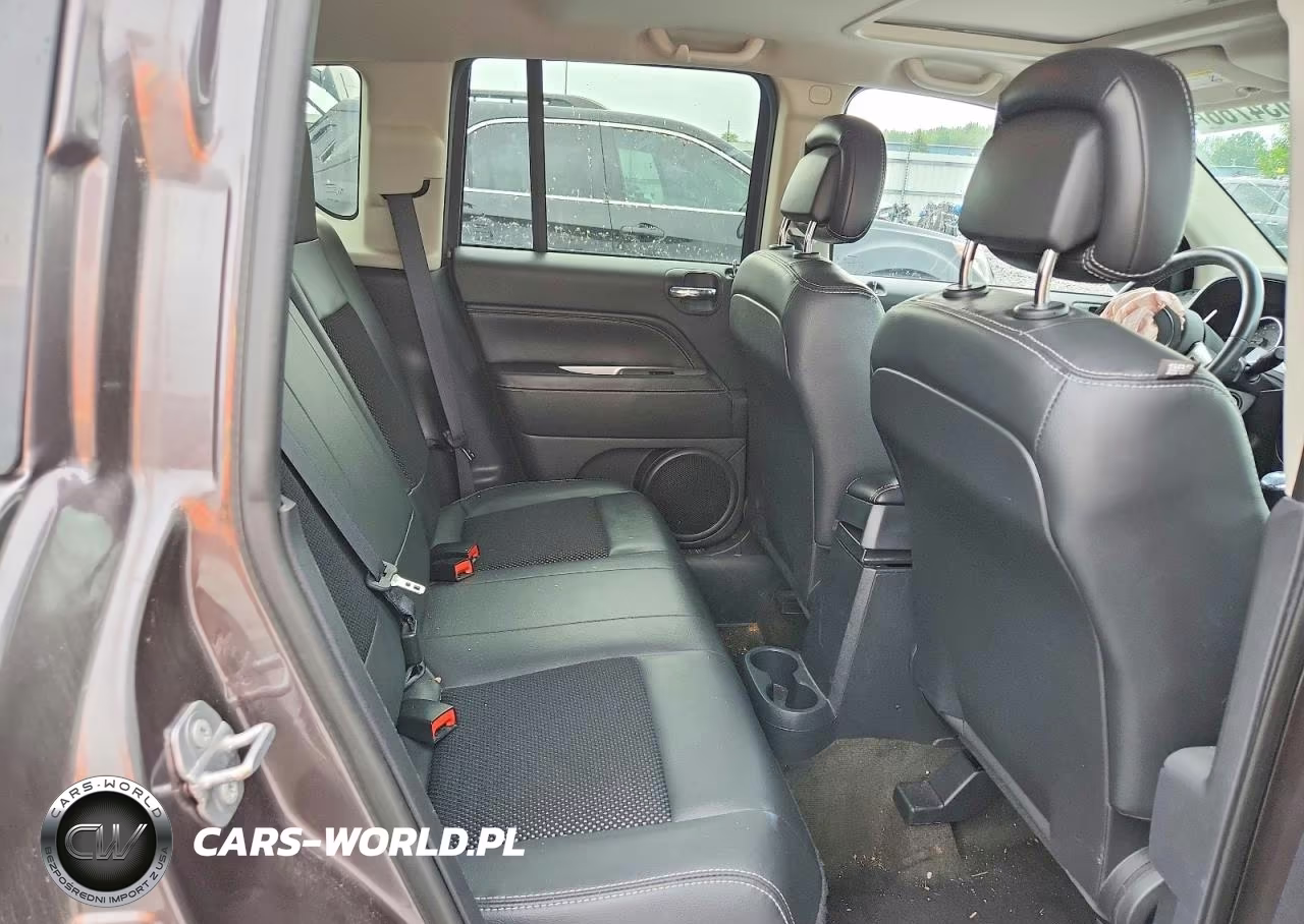 2015 Jeep Compass Latitude VIN:1C4NJDEB3FD395166 - 10