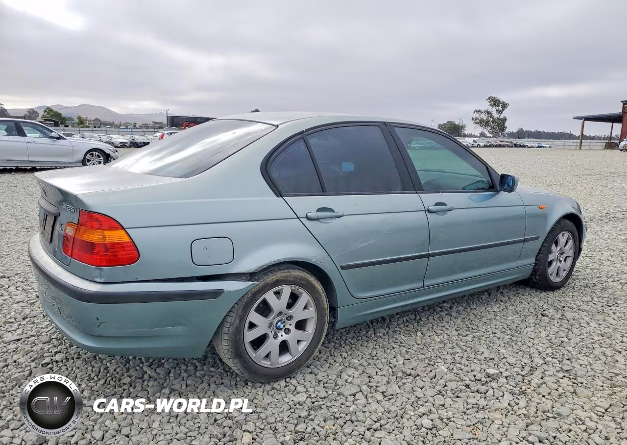 2003 BMW 325 I VIN:WBAET37483NJ26344 - 3