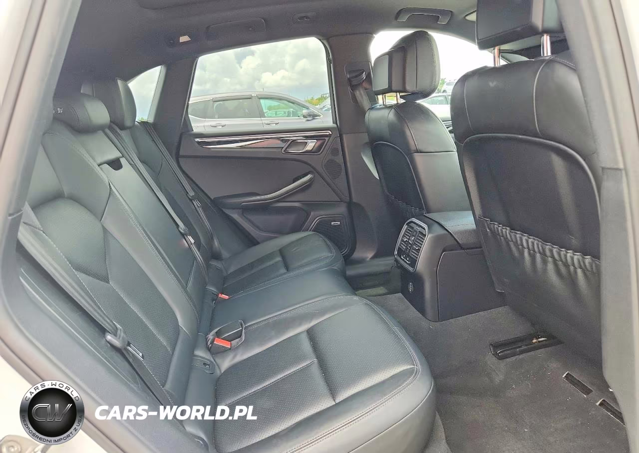 2018 Porsche Macan VIN:WP1AA2A51JLB22369 - 11
