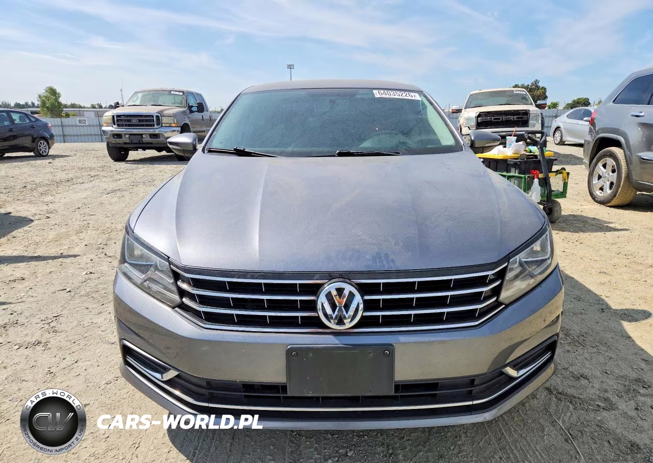 2016 Volkswagen Passat S VIN:1VWAT7A31GC042857 - 5