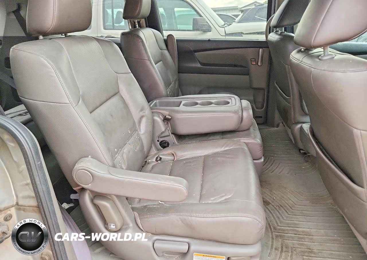2013 Honda Odyssey Touring VIN:5FNRL5H90DB071009 - 11