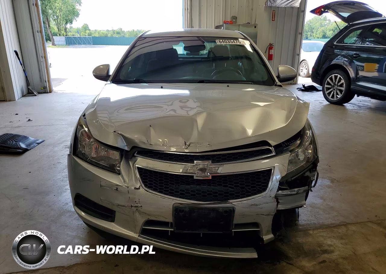 2014 Chevrolet Cruze Lt VIN:1G1PC5SB6E7370913 - 5