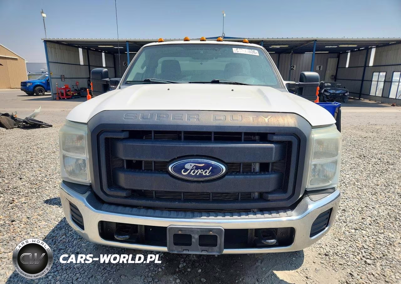 2013 Ford F250 Super Duty VIN:1FTBF2B60DEB74132 - 5