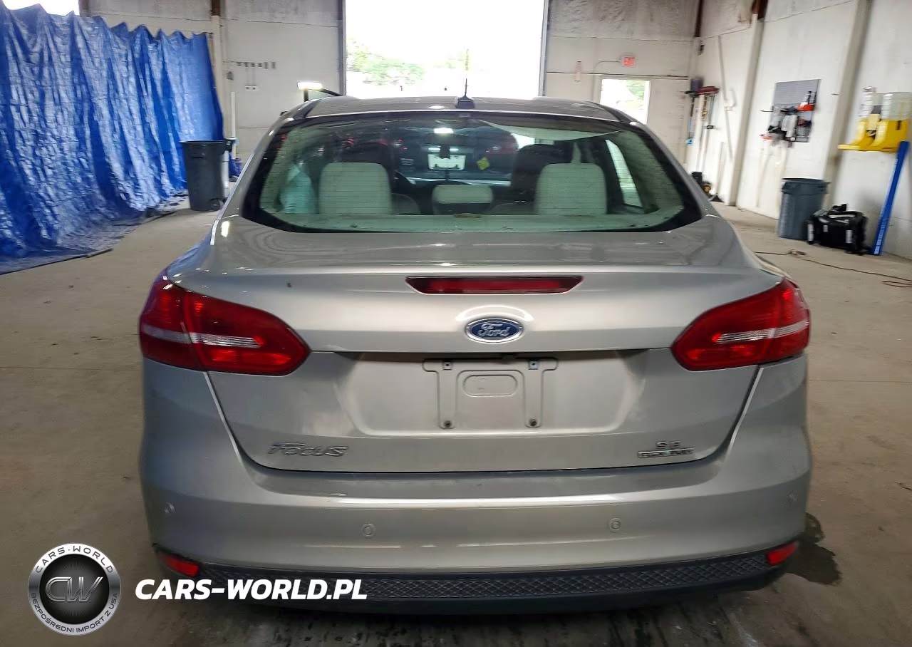 2015 Ford Focus Se VIN:1FADP3F26FL311677 - 6