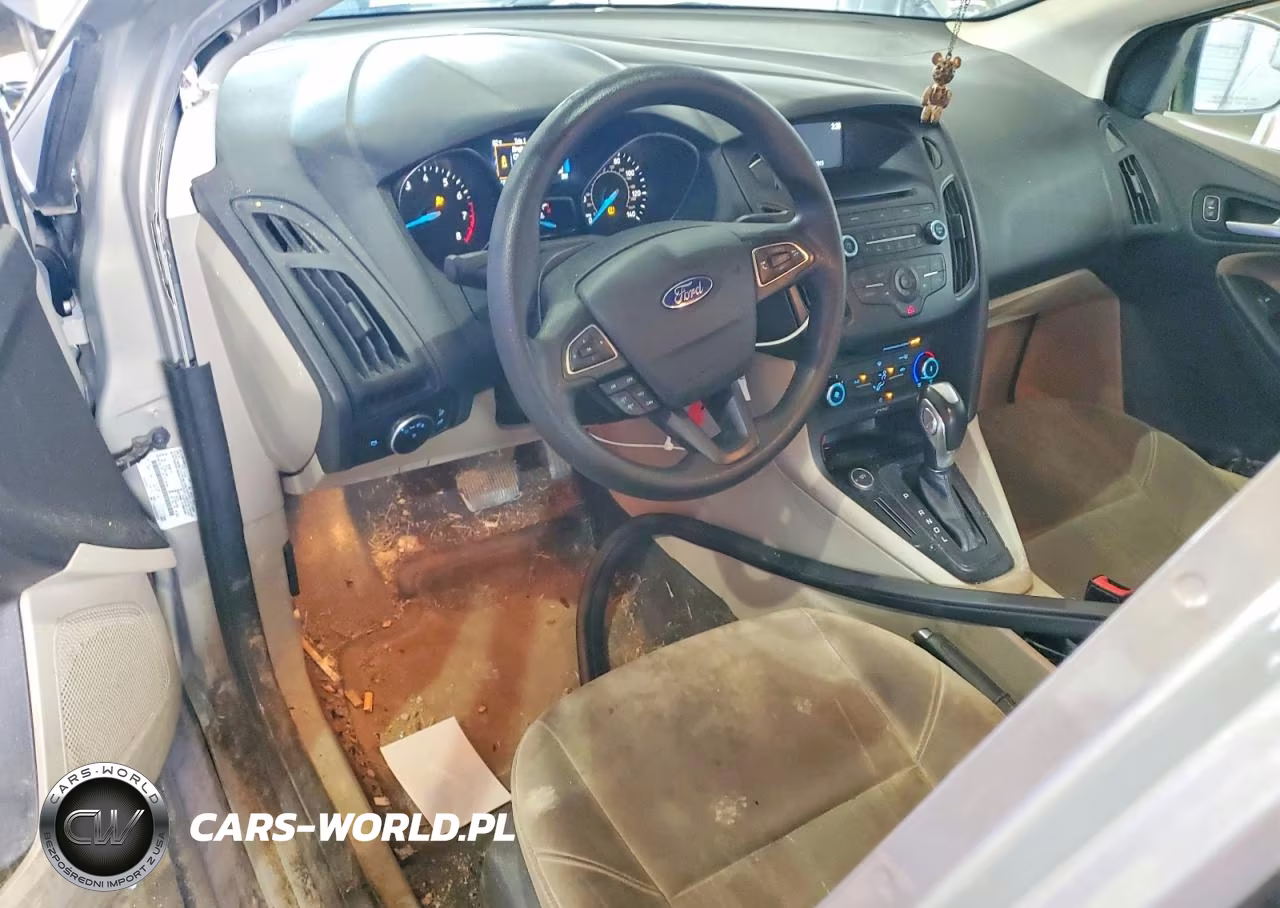2015 Ford Focus Se VIN:1FADP3F26FL311677 - 8
