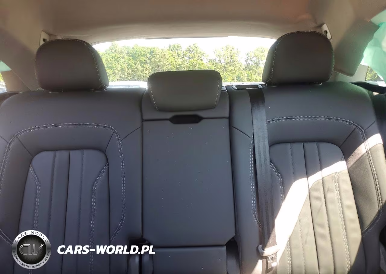 2023 Audi Q5 Premium 45 VIN:WA1GAAFY5P2162973 - 10