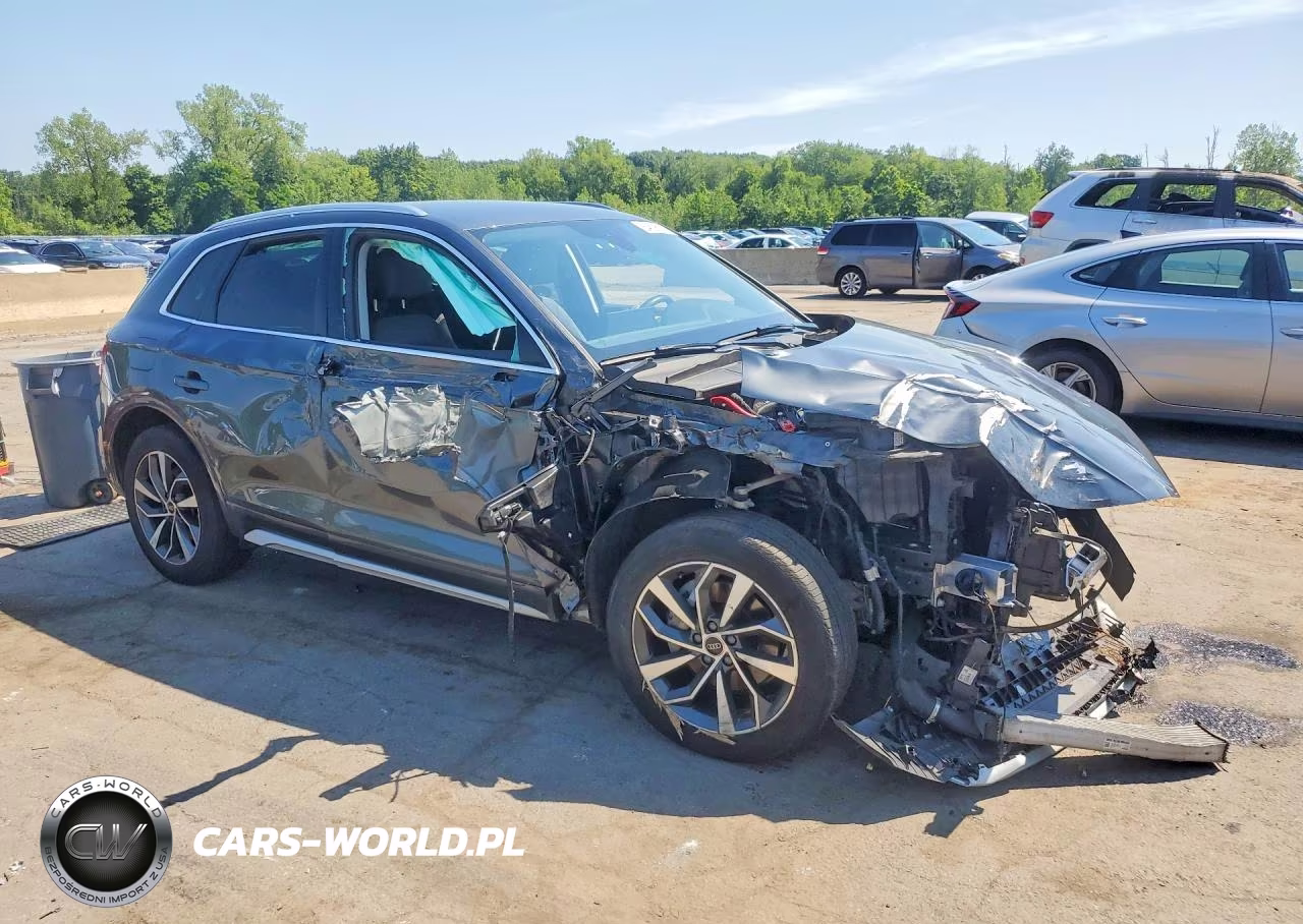 2023 Audi Q5 Premium 45 VIN:WA1GAAFY5P2162973 - 4
