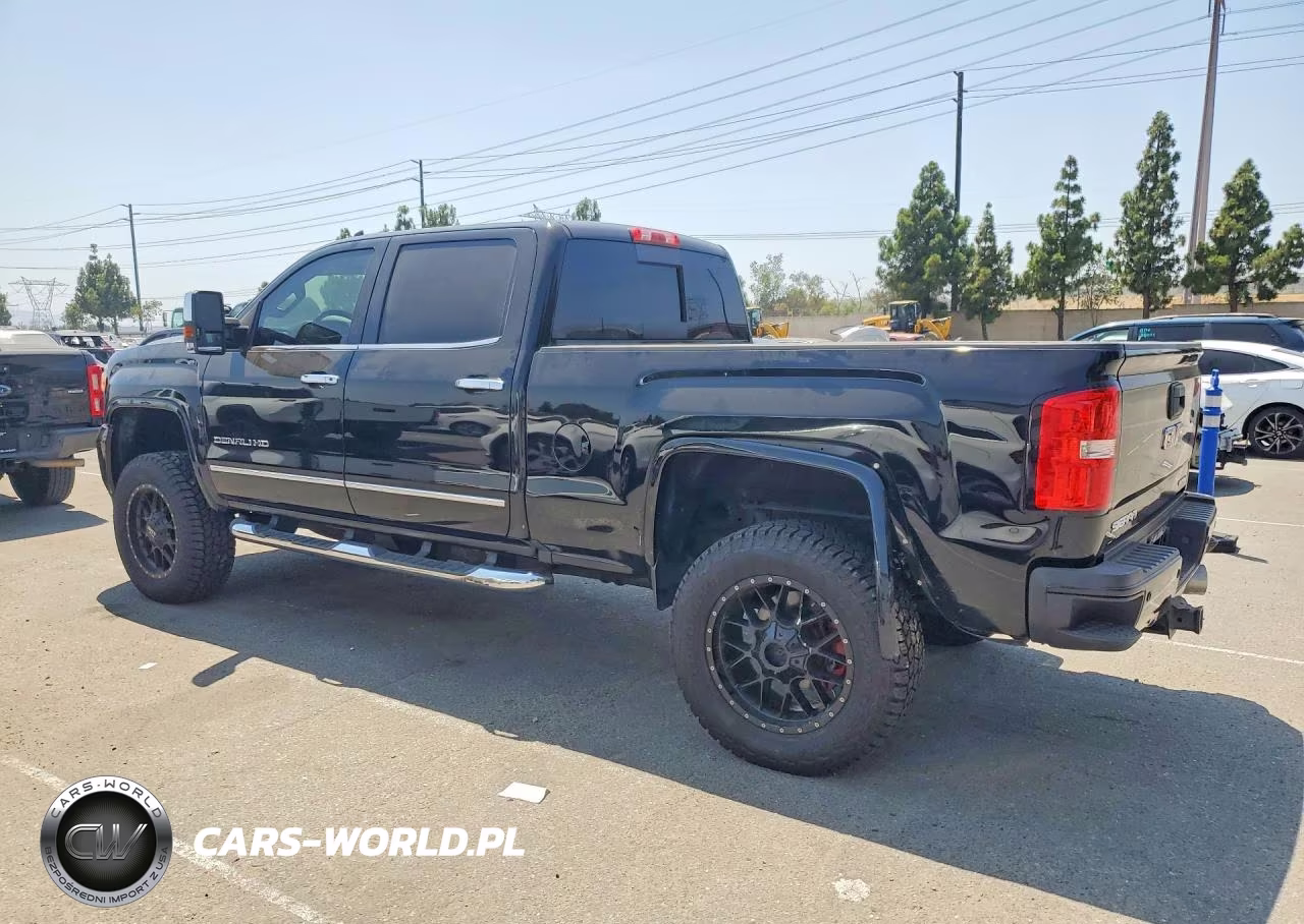 2019 GMC Sierra K2500 Denali VIN:1GT12SEY7KF168548 - 2