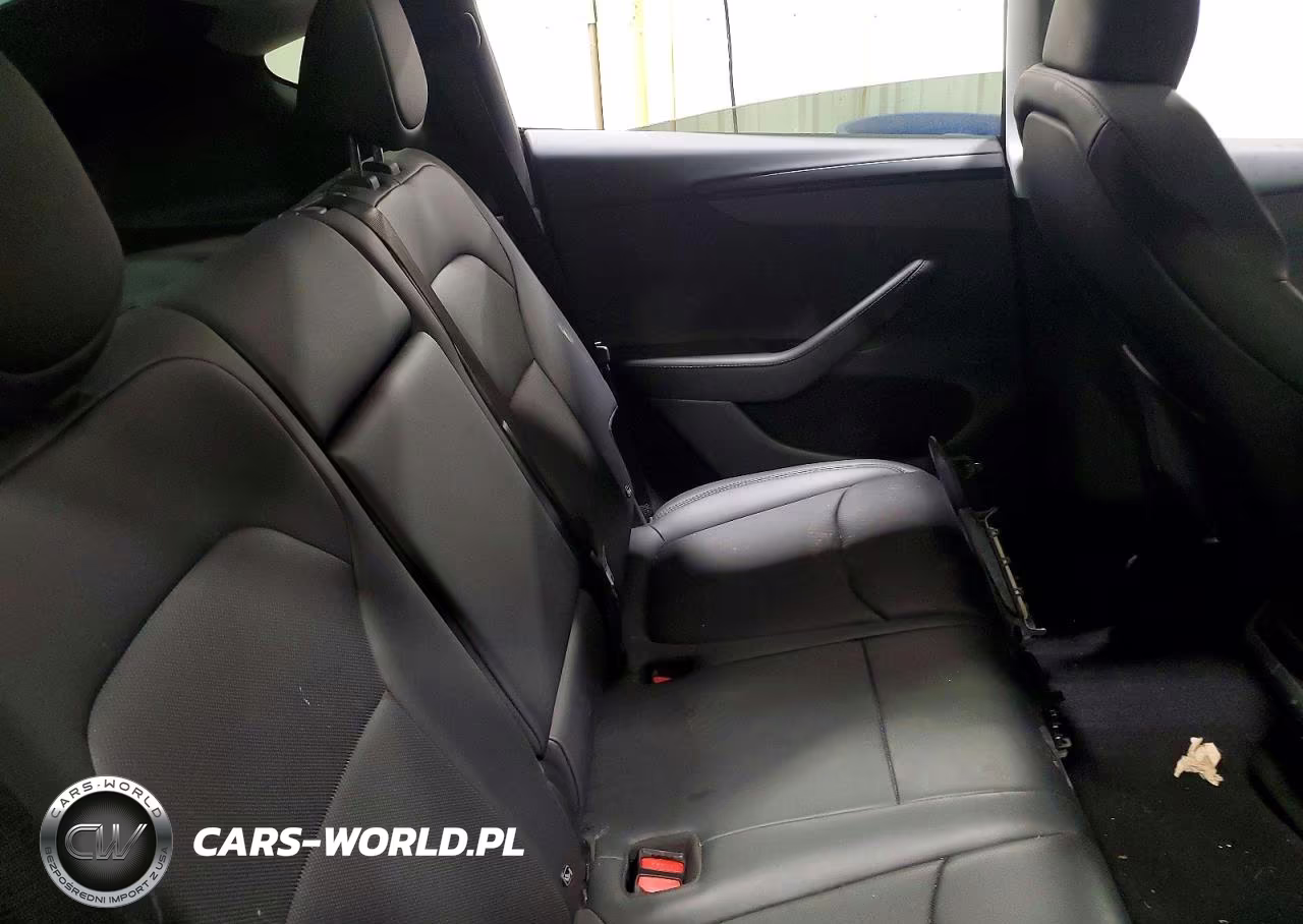 2026 Tesla Model Y VIN:7SAYGDEE0TF552584 - 11