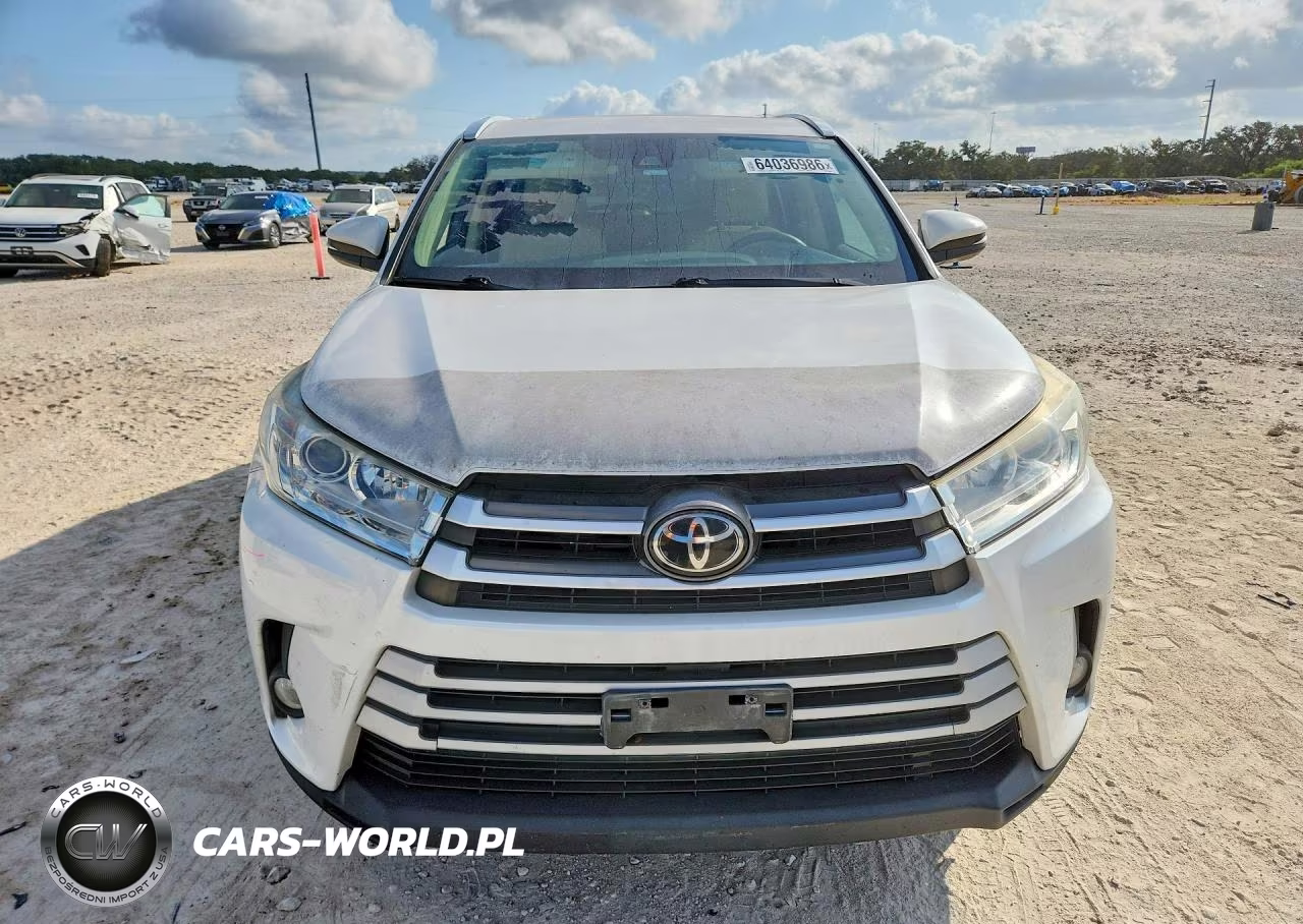 2017 Toyota Highlander Xle VIN:5TDKZRFH8HS204375 - 5