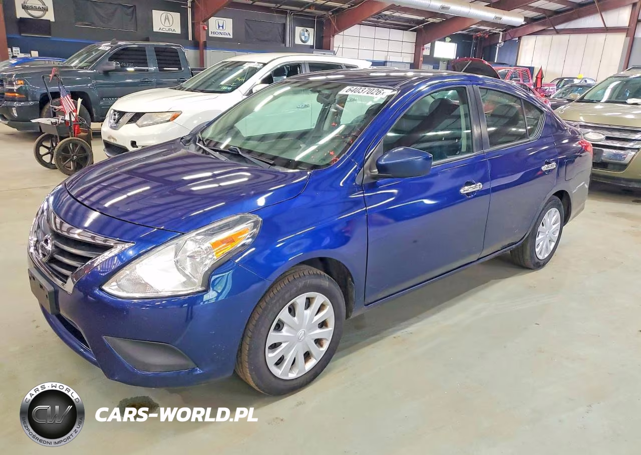 2019 Nissan Versa Sv