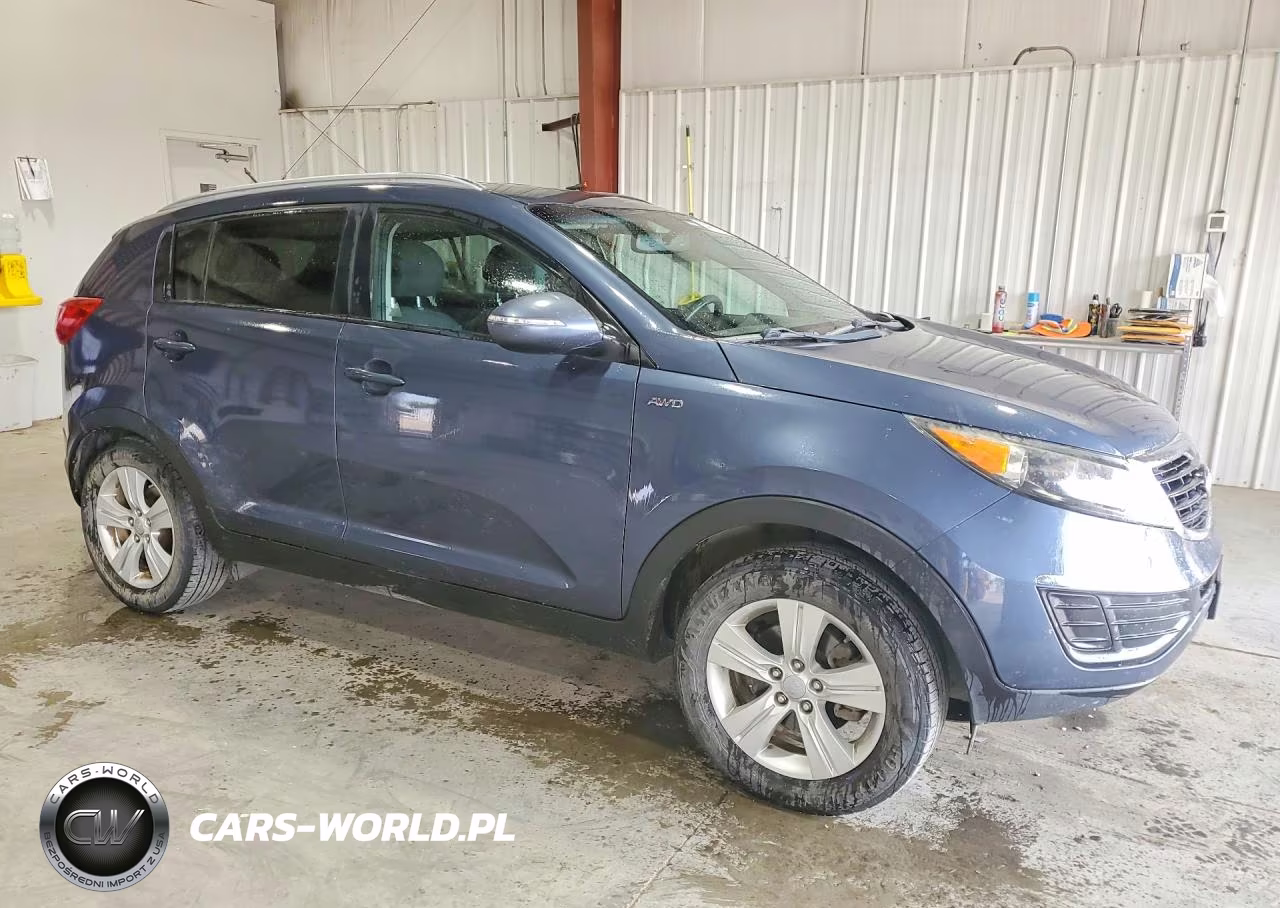 2011 Kia Sportage Lx VIN:KNDPBCA23B7159650 - 4